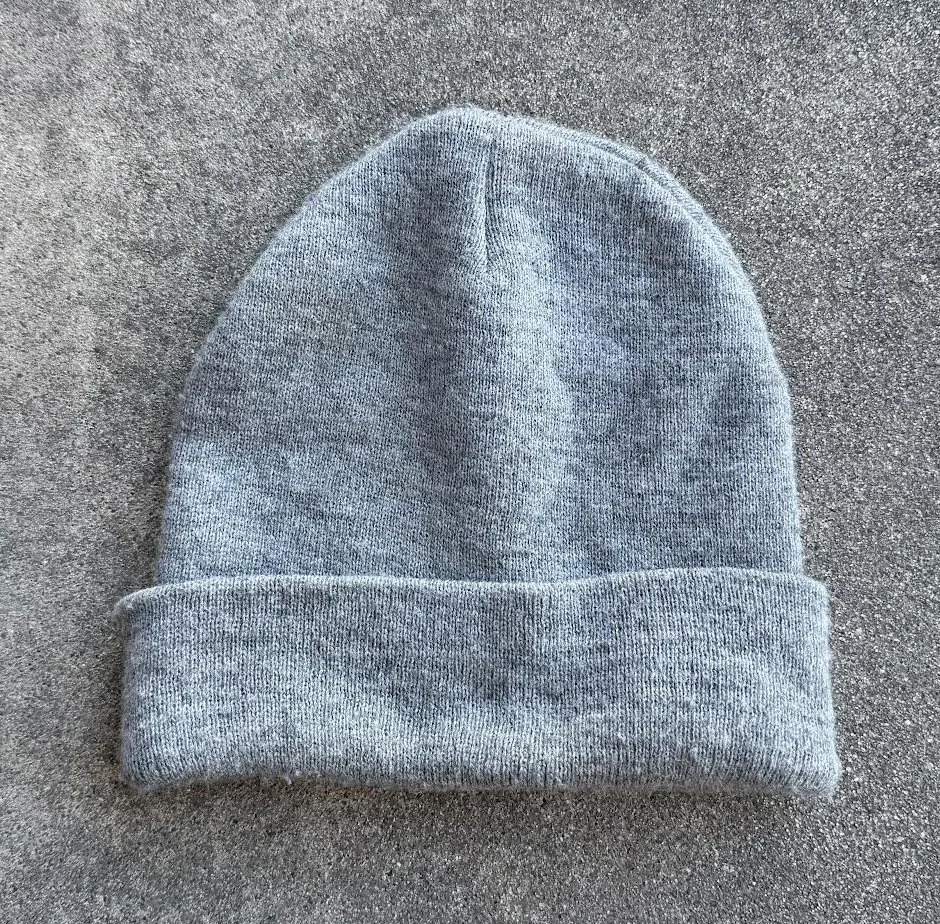 （美品）COMME des FUCKDOWN ニット帽 グレー 24時間以内発送 COMME des FUCKDOWN ビーニー ニット帽 - メルカリ